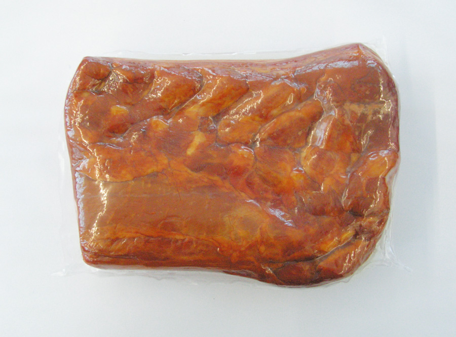 Sausage products in shrink packaging