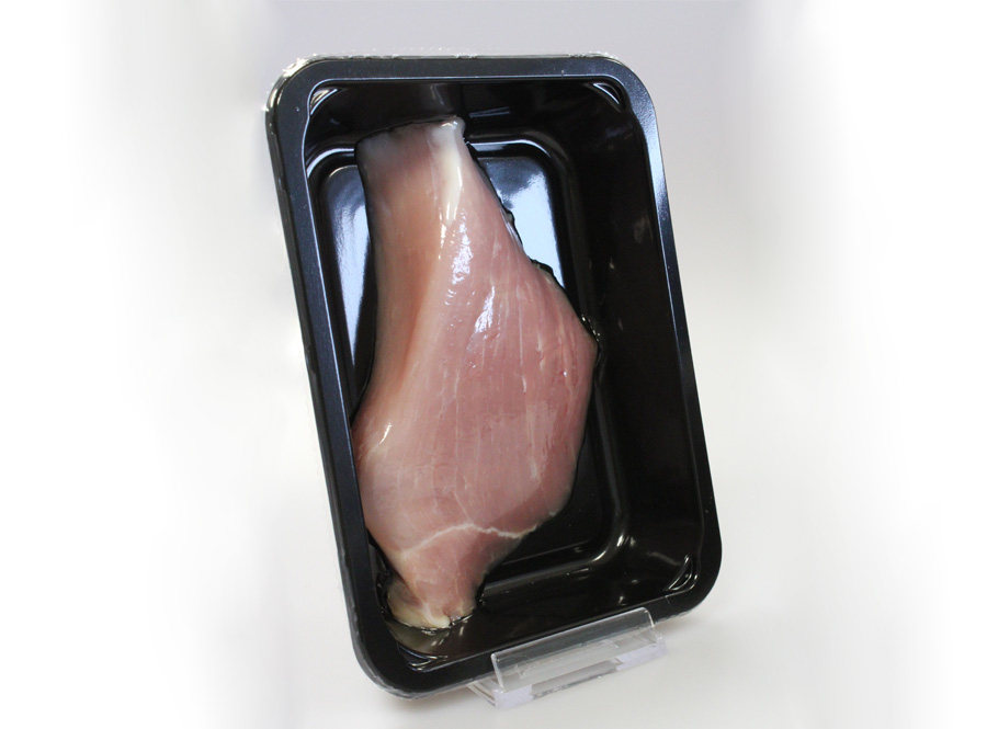 Turkey breast in skin packaging (tray)