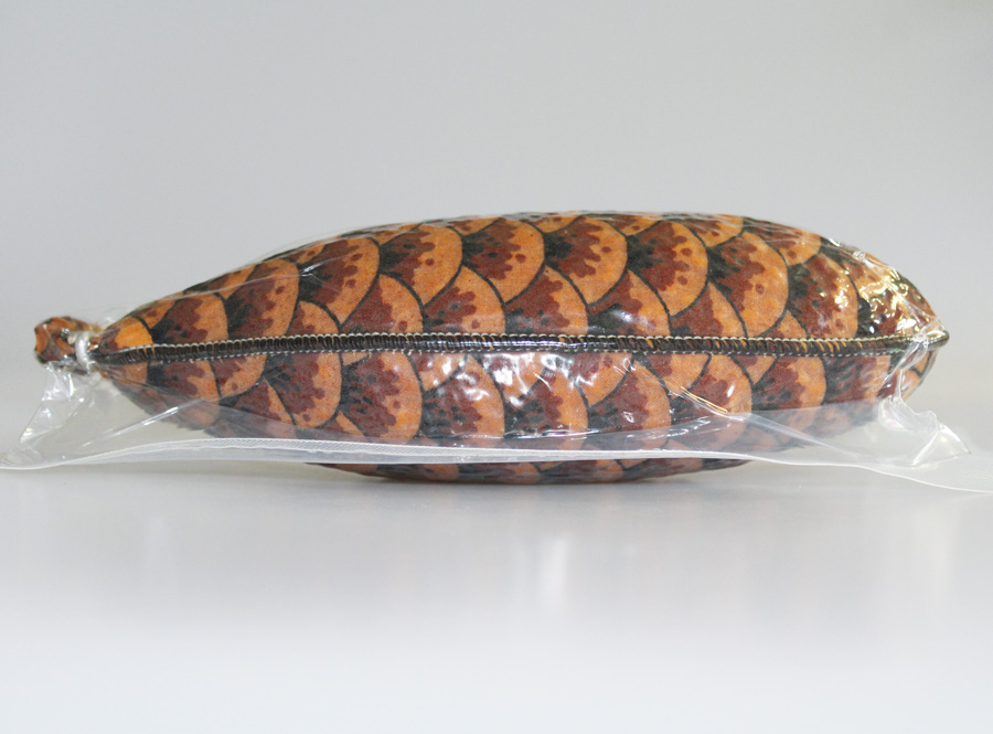 Salami in vacuum packaging